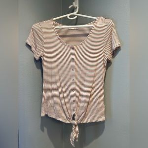 Womens blouse, only worn once, good condition